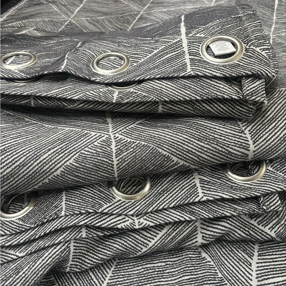 Four heavy duty black and white project 62 blackout curtains - Picture 6 of 10